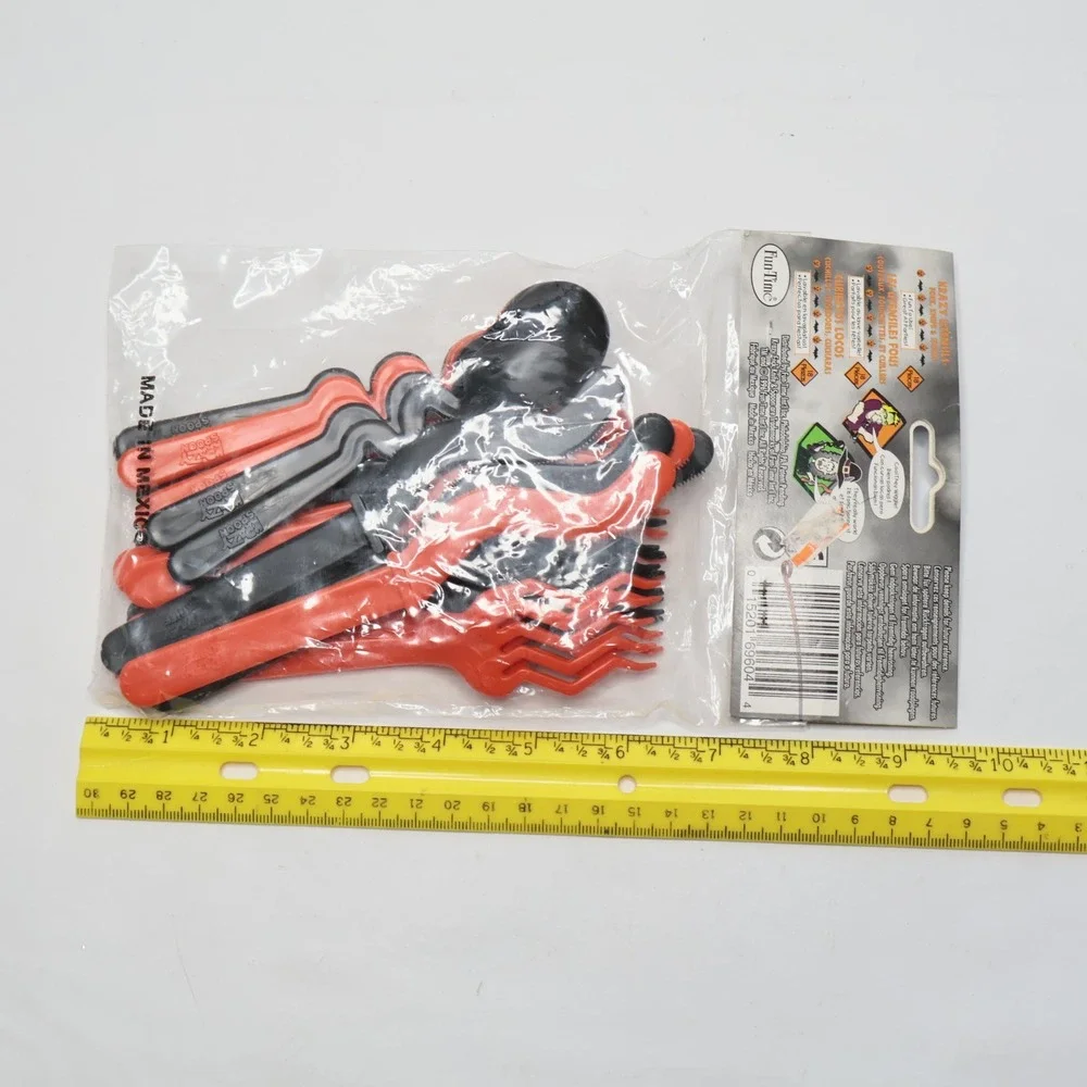 Vintage 1995 Spookyware 18 Krazy Utensils Halloween Cutlery Orange Black Fun‎